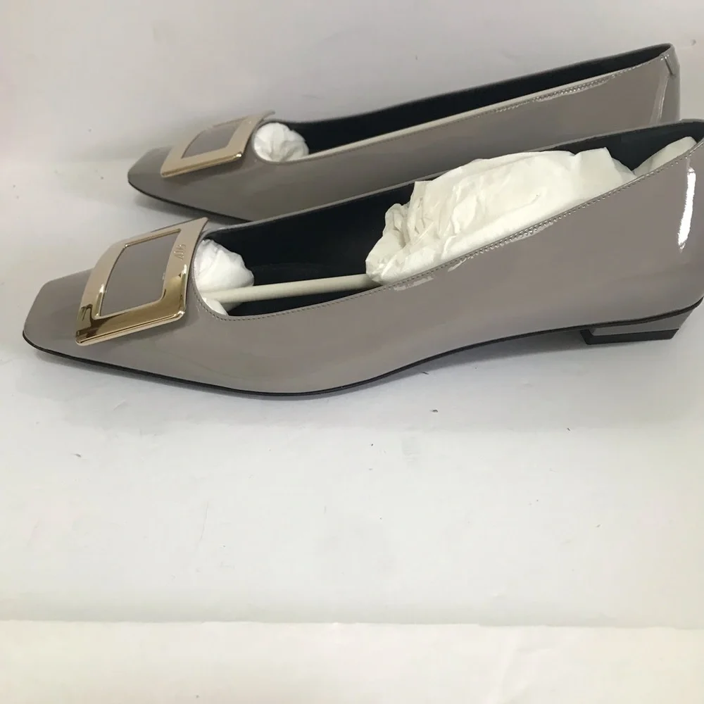 Roger Vivier T25 Pumos New in box - Picture 2 of 4